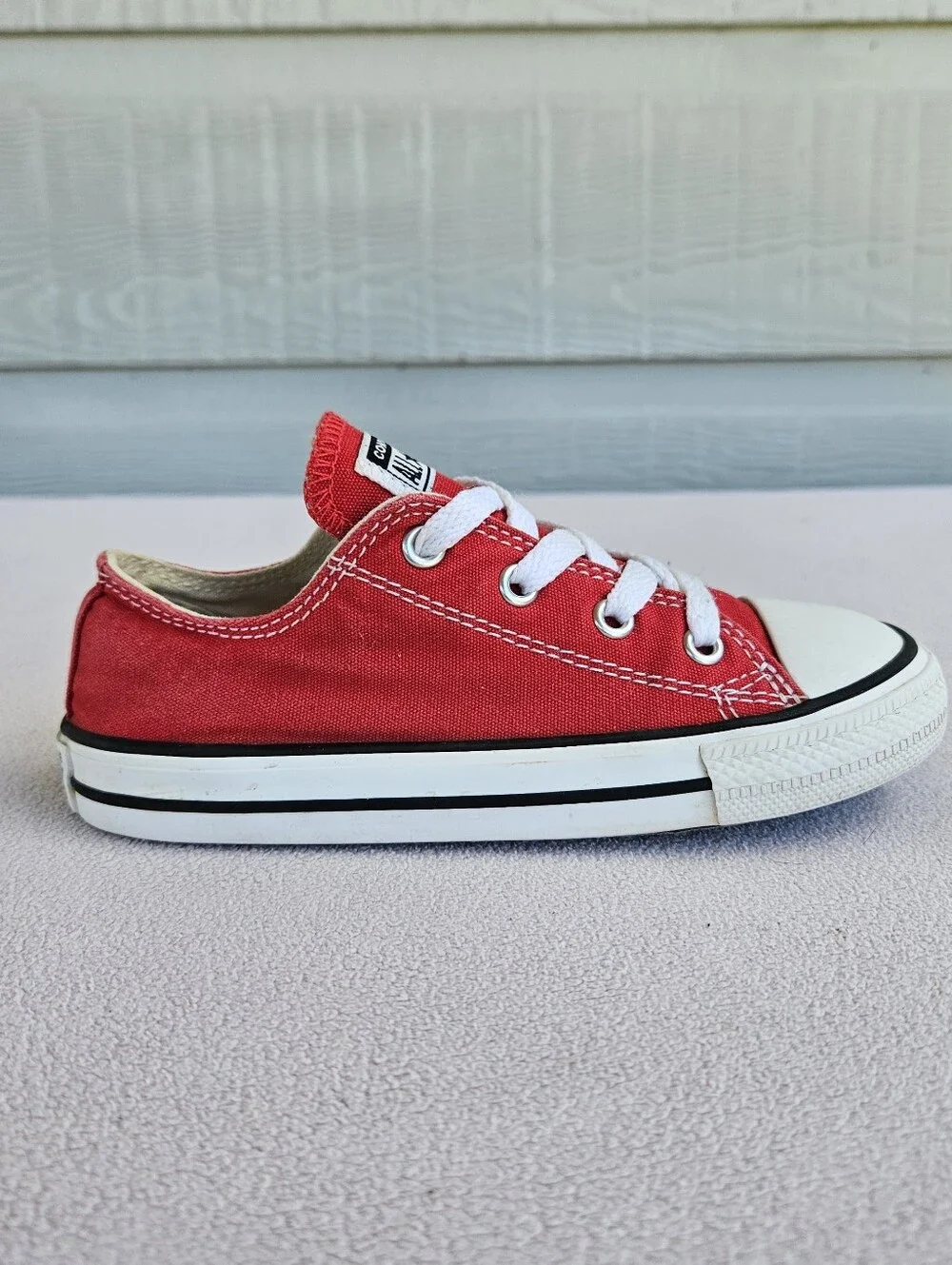 Converse CTAS Low Top Canvas Sneakers Toddler SZ 10 Red White Laces